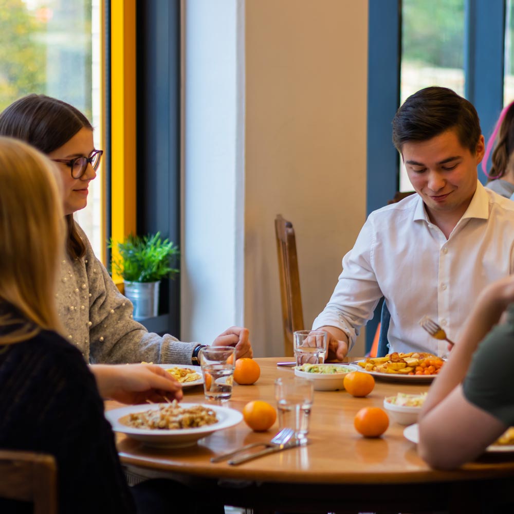 ORNAMIN Mehrweggeschirr-Mensa-Kantine-Gemeinschaftsverpflegung-Referenz Ratsgymnasium