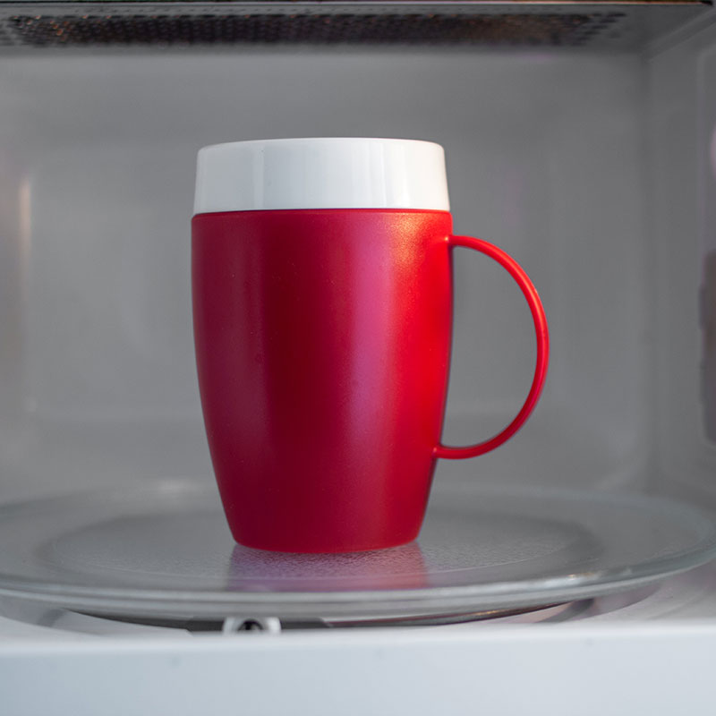 Mug with internal cone