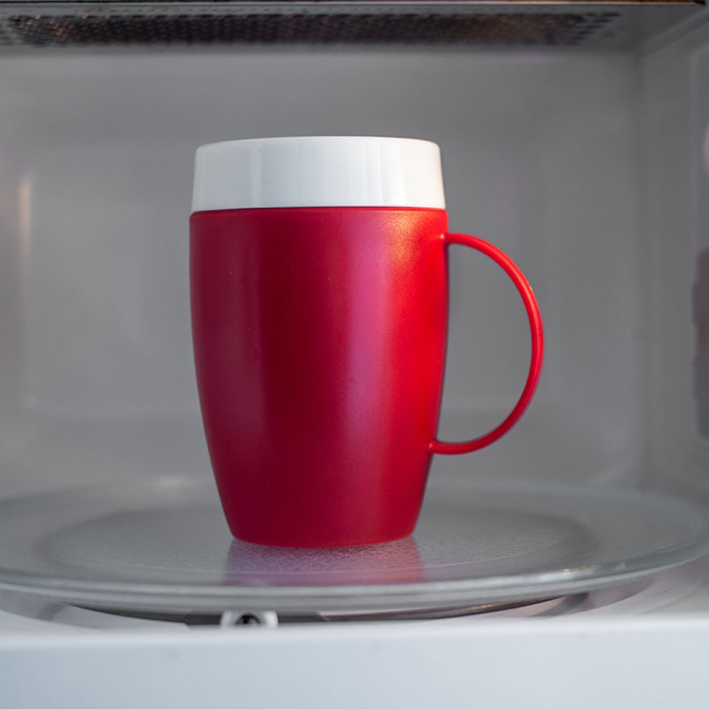 Mug with internal cone