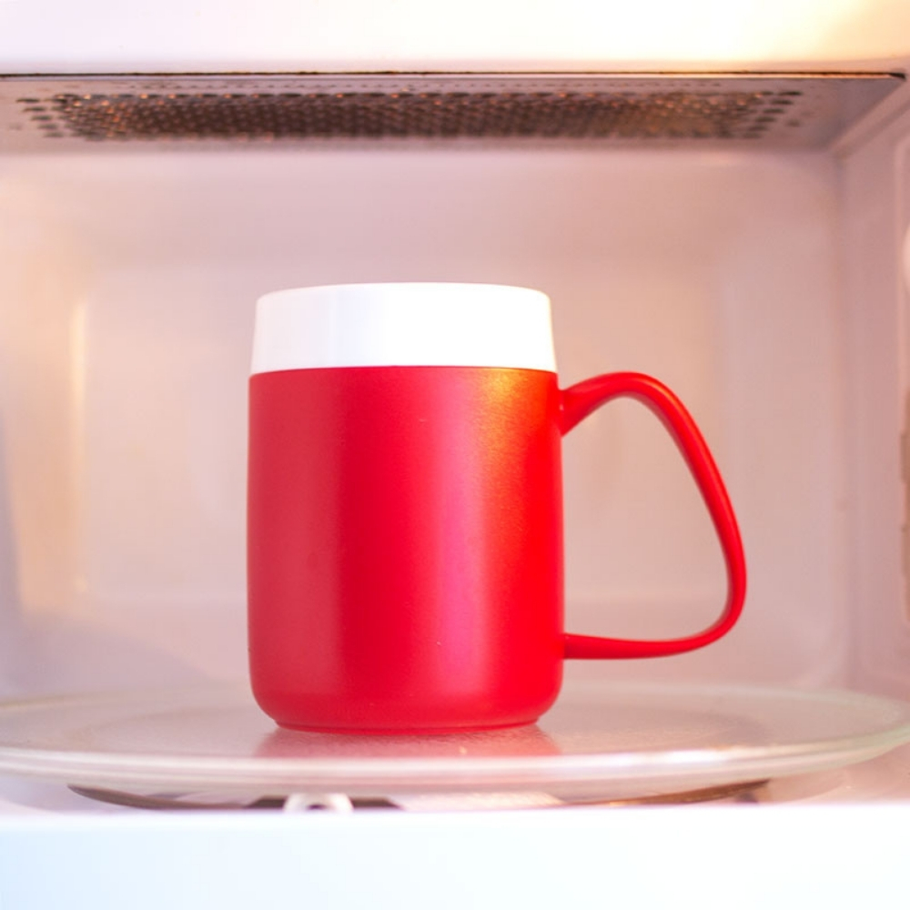 Mug with internal cone