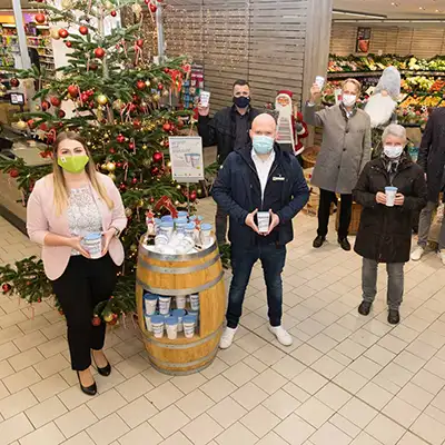 ORNAMIN Mehrwegbecher Marinkirchturm Minden Präsentation und Verkauf im EDEKA