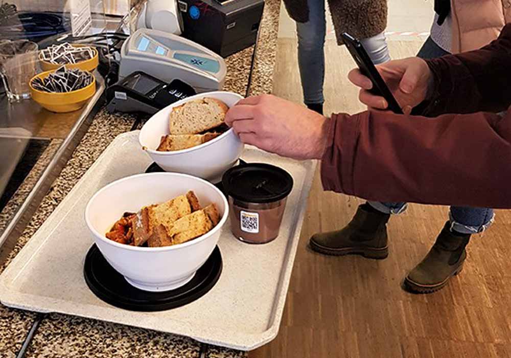 ORNAMIN To-go Mehrwegschalen im Relevo Mehrwegsystem im Studentenwerk Niederbayern Oberpfalz