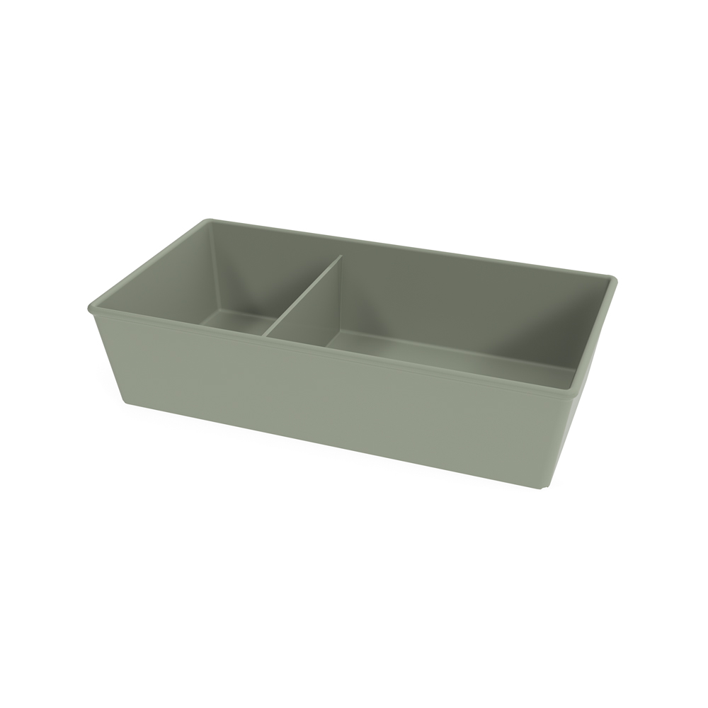 Tiny Thomas with division