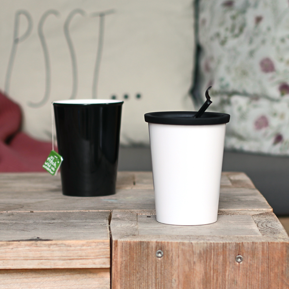 Hot Hugo with drinking lid Hot Hugo with drinking lid