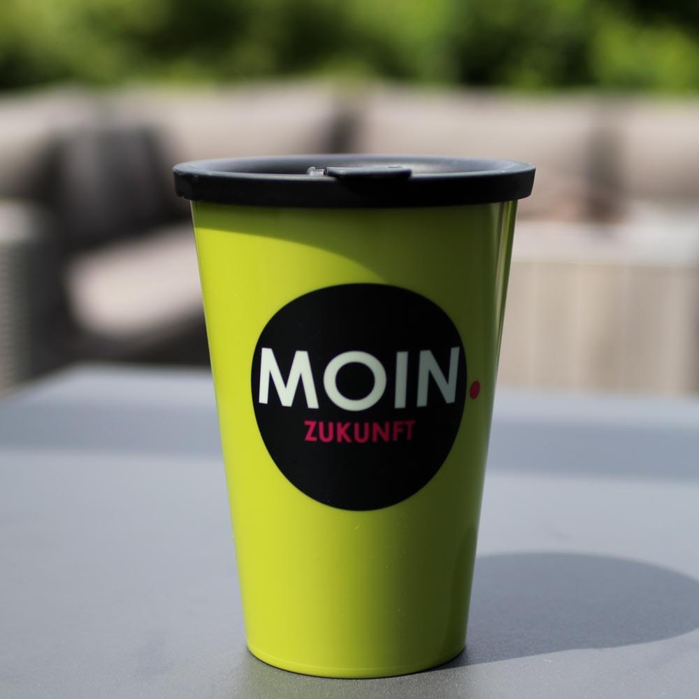 Great Gloria statement mug with drinking lid Great Gloria statement mug with drinking lid
