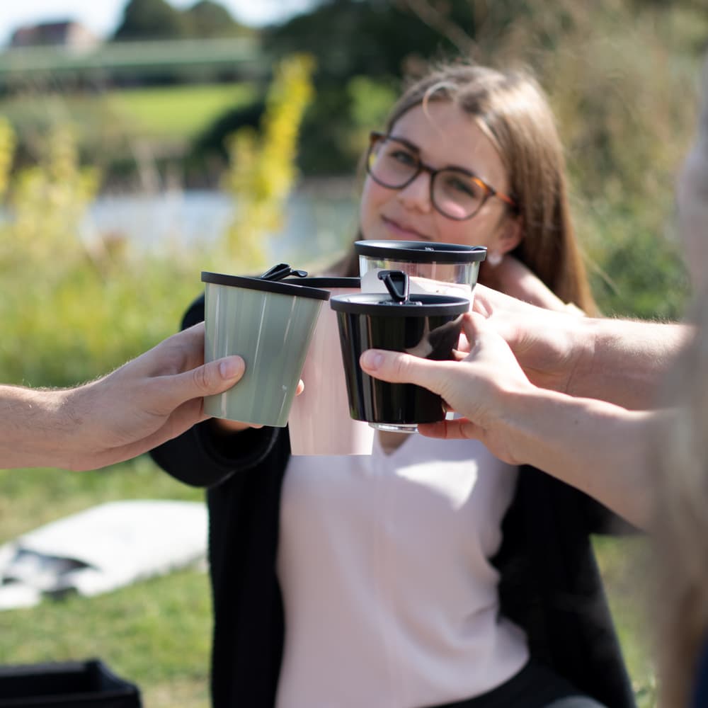 Little Lars with drinking lid Little Lars with drinking lid