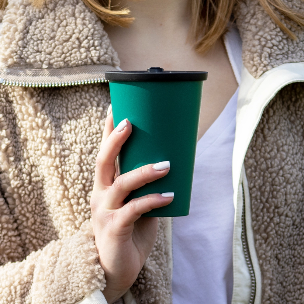 Great Gustav with drinking lid